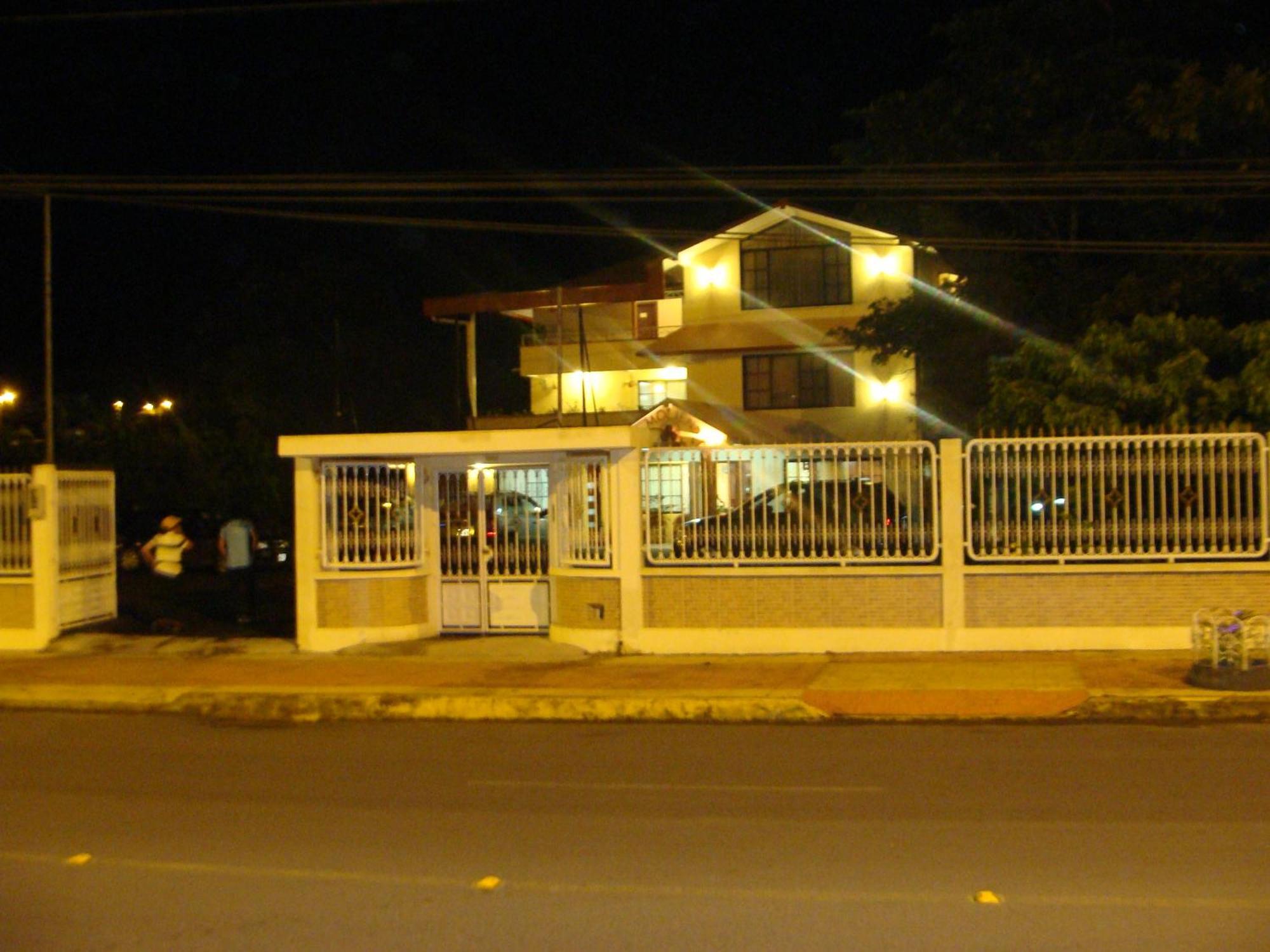 Hostal La Molienda Пуйо Экстерьер фото